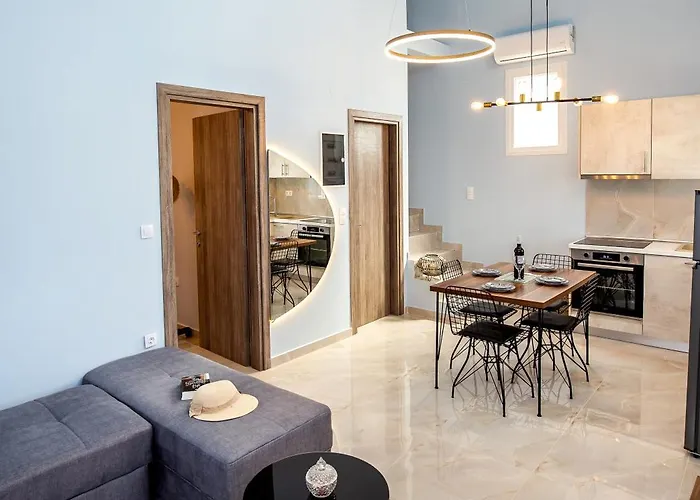 Adk Maison *