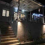 וילה Adk Maison