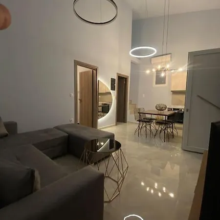 Adk Maison Vilă *