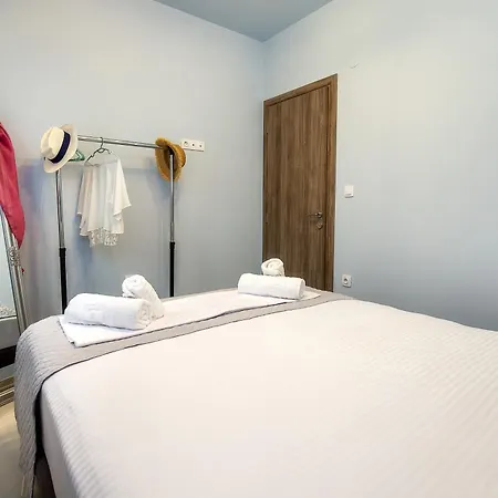 Adk Maison Villa *