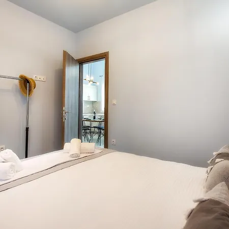 Adk Maison Skala Marion