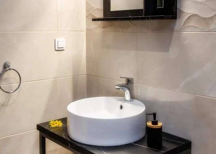 Adk Maison Vilă Skála Marión